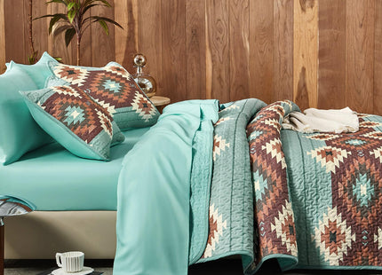 Wake In Cloud - Western Quilt Set, Aztec Southwestern Rustic Farmhouse Country Cabin with Geometric Pattern, Reversible Lightweight Bedspread Coverlet, 3 Pieces