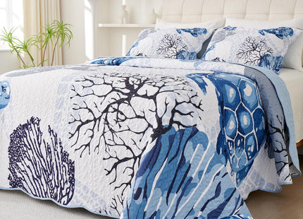 EVENHUG Coastal Quilt Set King Size Reversible Summer Ocean Beach Themed Bedding with Pillow Shams Lightweight Blue Nautical Coral Seahorse Bedspread Coverlet for All Season 3 Piece (106''x96'')