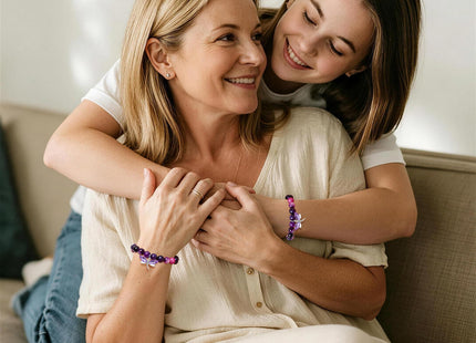 GIAYIER Dragonfly Bracelet for Women Dragonfly Charm Jewelry Dragonfly Lover Gifts Dragonfly Motivation Gift for Mom Daughter Wife Granddaughter Best Friends (Amethyst)