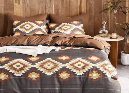 Wake In Cloud - Western Comforter Set, Aztec Southwestern Rustic Lodge Cabin Style with Geometric Stripe Pattern, Soft Lightweight Bedding, 3 Pieces, Chocolate Brown, Queen Size