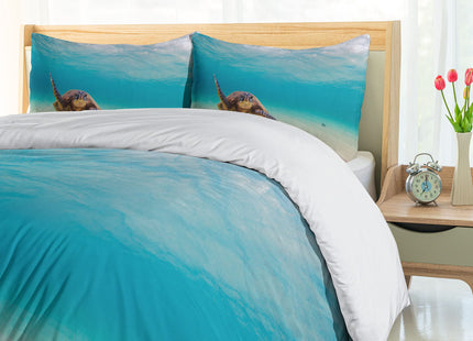Ambesonne Hawaiian Duvet Cover Set, Underwater Scuba Diving Sea Turtle Nature Animal Swimming Wildlife Theme, Decorative 3 Piece Bedding Set with 2 Pillow Shams, King Size, Beige Brown