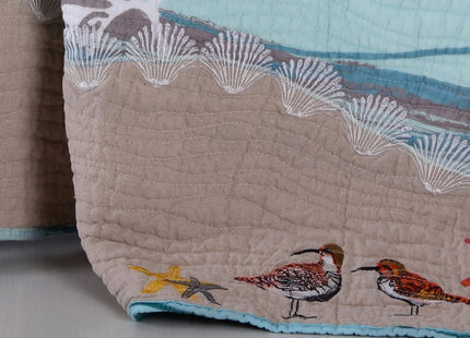 Finely Stitched Coastal Seaside Cottage Quilt Set with Shams Sea Shell Print Pattern Ocean Blue 100 Cotton Luxury Reversible 3 Piece King Size Bedding - Includes Bed Sheet Straps