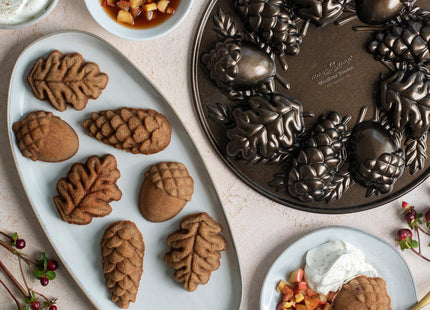 Nordic Ware Woodland Cakelet