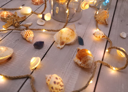 MIYA LIFE Seashell Garland Ocean Light for Beach Decor 7.2FT 39LED Battery Operated Coastal Garland Magic Conch Shell Beach Decorations for Home Coconut Girl Room Decor