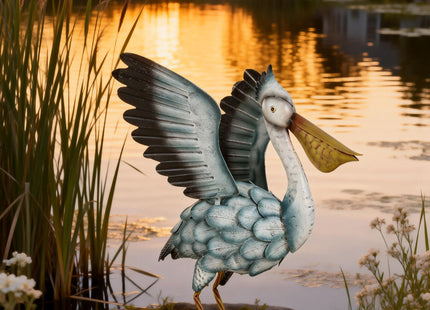 Ultym 18.5" Metal Coastal Pelican Garden Statue, Bird Sculpture