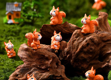 Suzile 50 Pcs Mini Squirrel Figures Tiny Resin Squirrel Statue, Lively