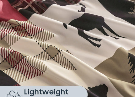 Wake In Cloud - Rustic Duvet Cover Set, Cabin Christmas Lodge Western Country Bear Deer Holiday RV Outdoor Winter Theme, Soft Lightweight Bedding, 3-Piece, Burgundy Black, King Size
