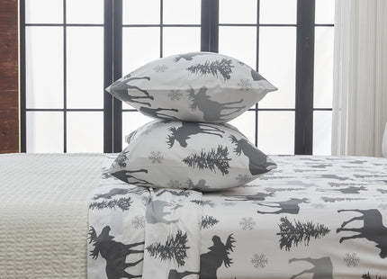 Great Bay Home King Size Microfiber Sheet Set - 4-Piece Lodge Bed Sheets - Ultra-Soft and Smooth Brushed Microfiber Woodland Decor Bedding (Moose)