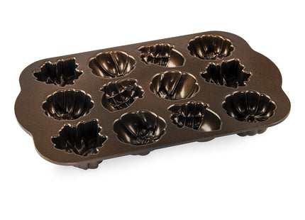 Nordic Ware Autumn Delights Cakelet Pan