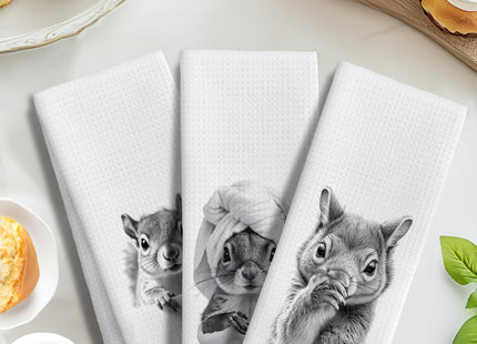 LUKIPOM Funny Squirrel Hand Towels for Bathroom Kitchen Decor Set of 3, Squirrel Lover Lover Gifts, Funny Kids Bathroom Hand Towels,16x24 Inches