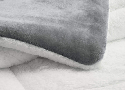 Amazon Basics 3-Piece Down Alternative Micromink Sherpa Bedding Set, Ultra-Soft, Warm All Season Comforter, Machine Washable, King, Charcoal