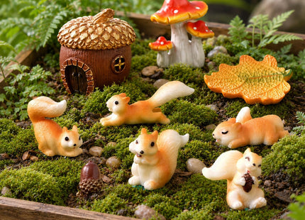 Delighture Fairy Garden Accessories, 9 Pieces Squirrel Resin Figures with Pinecone House Mushroom Leaf, Handmade Miniature Decor, Garden Miniatures Decors for Outdoor Home, Perfect DIY Gift