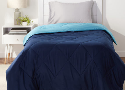 Amazon Basics Washable Comforter Blanket, Reversible Lightweight Microfiber All Season, Twin/Twin XL, Navy/Sky Blue