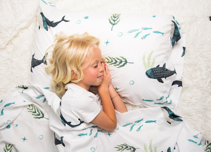 Where The Polka Dots Roam Nautical Ocean Twin Bedding Set - 3 Piece Super Soft Kids Bed Set with Fitted Sheet, Flat Sheet, and Pillowcase - Underwater Sea Creatures Design for Boys Girls Room Décor