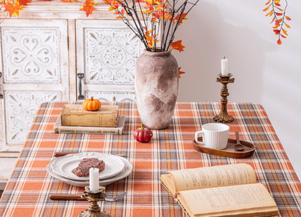 AQOTHES Plaid Fall Tablecloth Thanksgiving Rectangle 60x84 Inch Rust