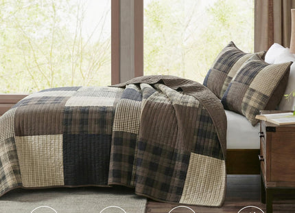 Woolrich Quilt Set Queen, Southwestern Aztec Bedding, Reversible Lightweight Bedspread, Oversized Rustic Cabin Quilt Set, Western Farmhouse Bedding with Matching Shams, Black