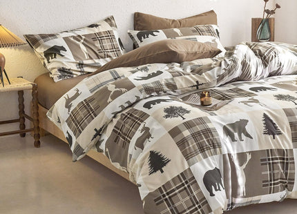 Wake In Cloud - Rustic Comforter Set, Cabin Christmas Lodge Western Country Bear Deer Moose Woodland RV Outdoor Theme, Soft Lightweight Bedding, 3 Pieces, Taupe, Queen Size