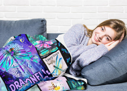 QOJUYO Dragonfly Gifts for Women, Dragonfly Lover Gifts Throw Blanket 60"X50", Dragonflies Gifts for Women