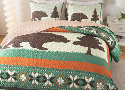 Soul & Lane Nature's Gift Lightweight Quilt Set for Summer (King Size with 2 Shams): Farmhouse Dark Pinecones Bedspread, Country Forest Print Bedding, Rustic Quilt Throw Blanket