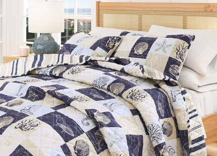 Great Bay Home Coastal Quilt Set - 3-Piece King/California King Size Nautical Patchwork Bedding Set - Lightweight, All-Season, Reversible Bedspread (Coastal Patchwork)