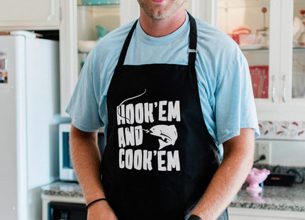 ApronMen - Aprons - Fishing Themed Men’s Grilling Aprons - Utility Pockets - One Size Fits Most - Adjustable Neck Strap - Machine Washable - Hook 'Em & Cook 'Em
