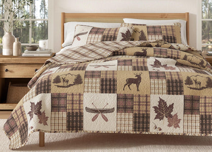 Great Bay Home Lodge Quilt Set - 3-Piece Full/Queen Size Rustic Bedding Set - Lightweight, All-Season, Reversible Bedspread (Deer & Leaf Patchwork)