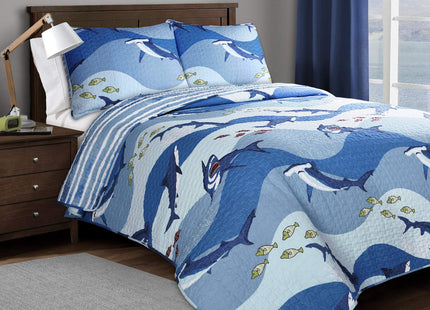 Lush Decor Shark Allover Quilt | Fish Ocean Wave Reversible 2 Piece Bedding Set, Twin, Blue