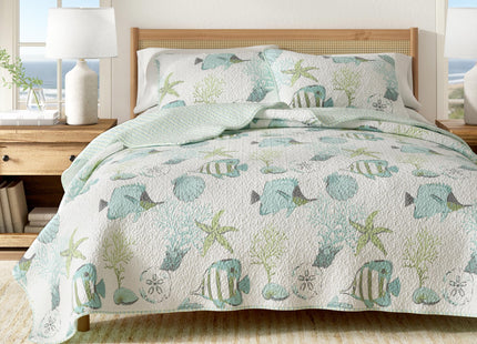 Great Bay Home Coastal Quilt Set - Bedding Set - Lightweight, All-Season, Reversible Seaside