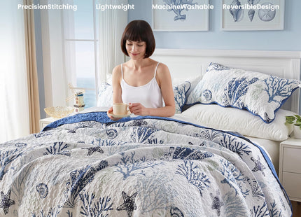 Qucover Coastal Quilt Sets King Size 106x98in, Reversible Microfiber Quilts with 2 Shams Soft Lightweight Beach Bedding Bedspread Coverlet Summer Comforter Set for All Season, Navy Blue