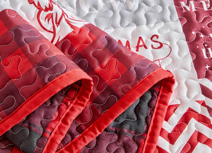 Christmas Patchwork Quilt Set Queen Size 88x88 Red Black Plaid with White Santa Claus Deer Tree SnowflakeChristmas New Year Style Microfiber Winter Warm Bedding Coverlet Bedspread Holiday Design