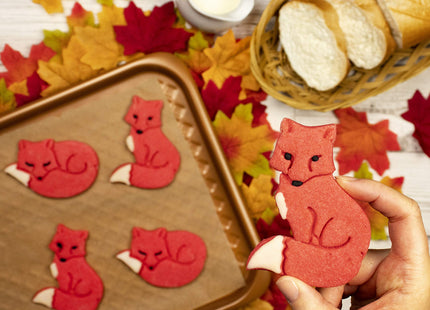 Set of 2 Fox cookie cutters (Designs: Fox Sleeeping and Sitting), 2 pieces - Bakerlogy