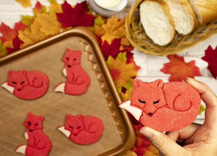 Set of 2 Fox cookie cutters (Designs: Fox Sleeeping and Sitting), 2 pieces - Bakerlogy