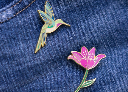 Cute Hummingbird Enamel Pin – Hard Enamel Hummingbird Lapel Pin, Colorful Hummingbird Brooch, Perfect Gifts for Hummingbird Lovers