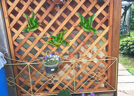 Voumsil Metal Hummingbird Wall Art Outdoor Hummingbird Decor Metal Fence Decorative Hummingbird Wall Hanging Decor Hand-made for Bird Bedroom Garden Patio Porch Fence 10 Inch…