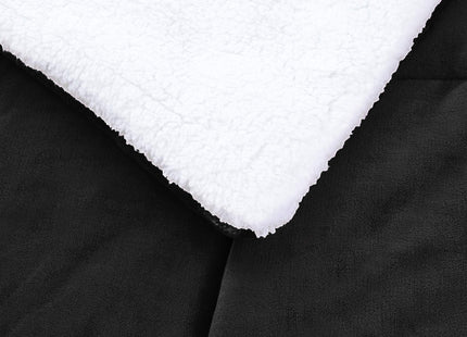 Amazon Basics 3-Piece Micromink Sherpa Down Alternative Comforter Bedding Set, Ultra-Soft, Warm All Season, Machine Washable, King, Black, Solid