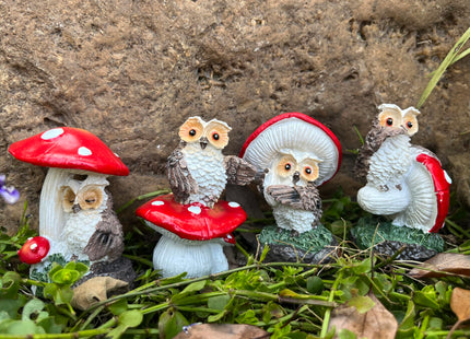 Cliocoo 4cs Owl Mushroom Miniature Set for Fairy Garden, Lovely Resin Owl Figurines Kit for Garden Yard Patio Outdoor Home Decoration (Owl Mushroom Set)