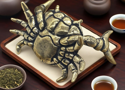Blltzzz Crab Pen Holder,Brass Crabs Figurine,Funny Weightlifting Crabs Desk Pen Stand,Creative Crab Tea Pet,Gold Animal Decor for Office Home Display Bookshelf Decorations (2)