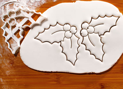 Christmas Holly Cookie Cutter, 1 piece - Bakerlogy